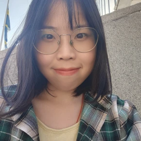 Iris - Private Tour Guide in Norrköping
