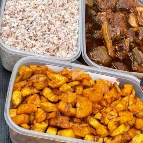 Home Restaurant in Abeokuta Expressway, Lagos LA, Nigeria - with Oluwatosin - Photo 3