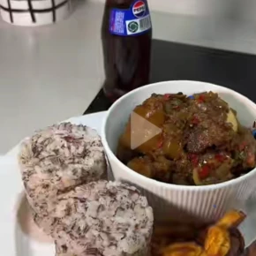 Home Restaurant in Abeokuta Expressway, Lagos LA, Nigeria - with Oluwatosin - Photo 4