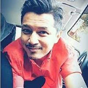 Meet ZAINI in Kuala Lumpur - Your Local Friend & Expert - ID6829