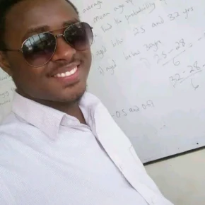 Meet Mugisha in Kigali - Your Local Friend & Expert - ID6896 - Photo 1
