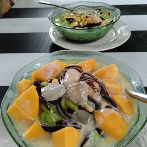 Home Restaurant in Langkawi, Malaysia - with Mahdi - Photo 4
