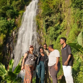 Chimpanzee trekking, Dame driving, Walking safari, Local Tour in Arusha - Photo 3