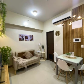 Entire apartment in Festive Walk, Iloilo City Iloilo, Philippines - with :Name - Photo 4