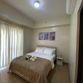 Entire apartment in Festive Walk, Iloilo City Iloilo, Philippines - with :Name - Photo 5