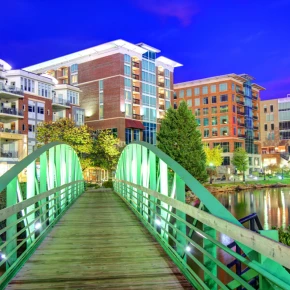 I’ll take you around the streets, city life, nice food places, an.. in Greenville - Photo 4