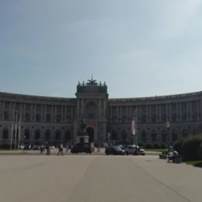 Vienna Local Experience in Vienna - Photo 4