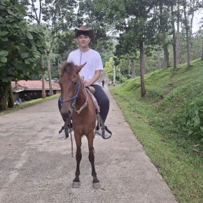 Meet Gierenth Gwen in Don Carlos - Your Local Friend & Expert - ID7634