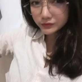 Meet Aprilia, your local expert in Yogyakarta - Photo 1