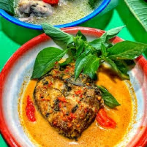 Home Restaurant in Jalan Yogyakarta - Wates,  Kota Yogyakarta, Indonesia - with Aprilia - Photo 3
