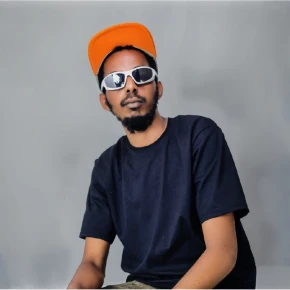 MOISE - Private Tour Guide in Kigali - Photo 1