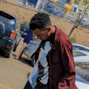 MOISE - Private Tour Guide in Kigali - Photo 3