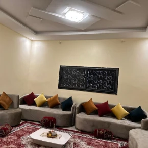 Private room and Bed in shared room in Nouakchott Street, Abuja AMAC, Nigeria - with :Name - Photo 1