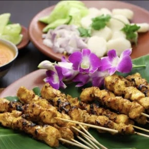 Home Restaurant in Jalan Pangestu Raya,  Kabupaten Malang, Indonesia - with Ibrahim - Photo 6