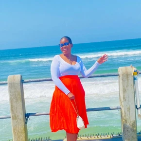 Meet Thembelihle in Durban - Your Local Friend & Expert - ID9178