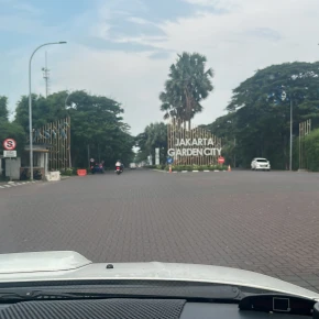 Join the tour and please enjoy the city of jakarta in Jakarta - Photo 2