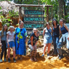 Discover Freetown through the eyes of a passionate local guide. A.. - Live Streaming - Photo 5