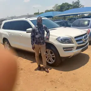 William - Private Tour Guide in Gweru - Photo 2
