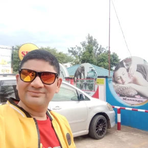 Meet Jatin in Kigali - Your Local Friend & Expert - ID1653 - Photo 1