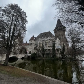 I travelled 40+ cities of hungary and i have seen every single places in Budapest - Photo 6