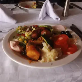 Home Restaurant in KG 19 Avenue, Kigali Nyarugenge, Rwanda - with Jatin - Photo 1