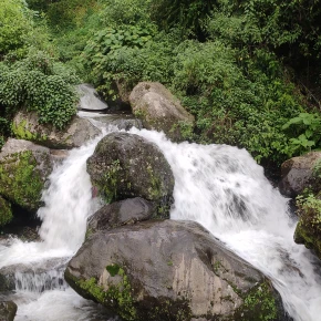 Road Trips, food hunting, scenic rides, hikes in Kathmandu - Photo 1