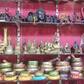 Road Trips, food hunting, scenic rides, hikes in Kathmandu - Photo 4