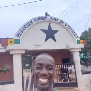 Arthur - Private Tour Guide in Accra - Photo 2