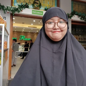 Meet Azvega Syahrilla in Jakarta - Your Local Friend & Expert - ID11523 - Photo 1