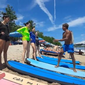 Inadreadboy surfclass in kuta beach in Kuta - Photo 6