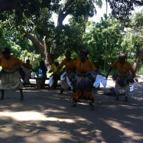 Walking tour around my city in Dar es Salaam - Photo 4