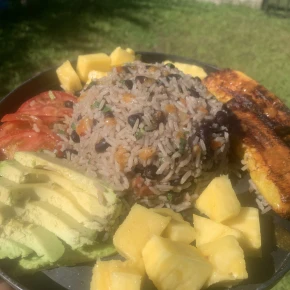 I love sharing local foods and cooking for guests - Live Streaming - Photo 4