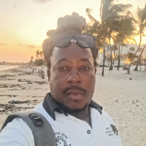Franco Maitha katana - Private Tour Guide in Watamu - Photo 3