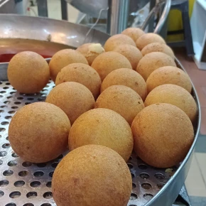 Medellín: Street food tour with local guides in Medellín - Photo 6