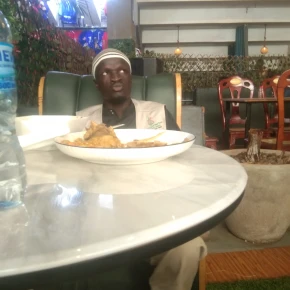 Home Restaurant in Kampala Road, Kampala, Uganda - with ELIJAH - Photo 3