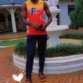 Meet ELIJAH, your local expert in Kampala - Photo 4