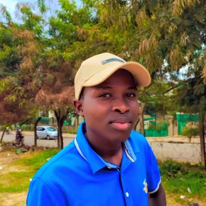Meet ELIJAH, your local expert in Kampala - Photo 6
