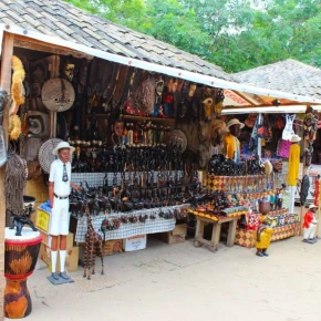 Meet Discovery, your local expert in Cotonou - Photo 5