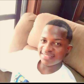 Meet Brian in Mombasa - Your Local Friend & Expert - ID1856