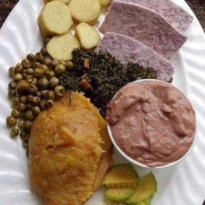 Home Restaurant in Kampala - Northern Bypass Highway, Kampala, Uganda - with mawejje - Photo 6