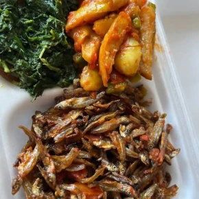 Home Restaurant in Kulambiro Ring Road, Kampala, Uganda - with Steven - Photo 4