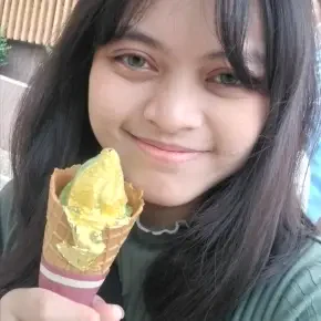 Risa Wulandari Khoirunnisa - Private Tour Guide in Higashiomi