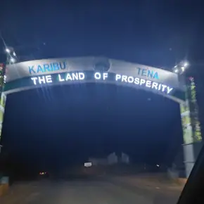 The best experience ever in the country getting firsthand experience in Nairobi - Photo 3