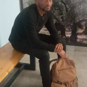 Je suis rwandais et je vis au Rwanda depuis l'enfance 
Je suis fi.. - Live Streaming - Photo 1
