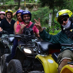 A Day on a tour with Carlos 
Antigua Guatemala y volcanos - Live Streaming - Photo 6