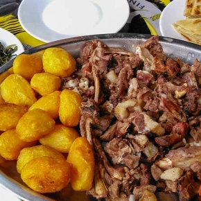 Home Restaurant in Embu - Meru Highway, Meru Meru County, Kenya - with Gitonga - Photo 4