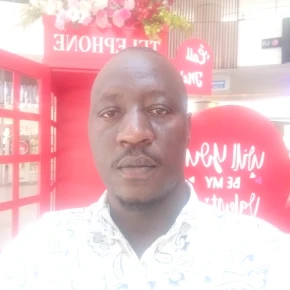 Michael Ojiambo - Private Tour Guide in Nairobi