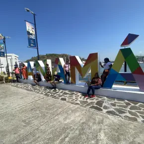 Walking through the walled city in Panama City - Photo 5