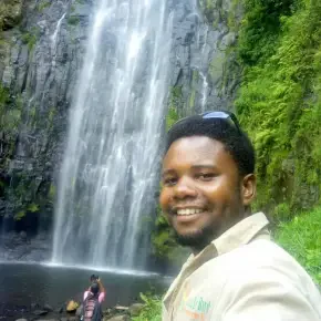 Aloyce Erasmi - Private Tour Guide in Kilimanjaro - Photo 2