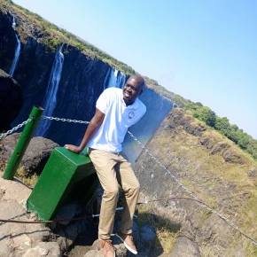 Meet Admore Dube, your local expert in Victoria Falls